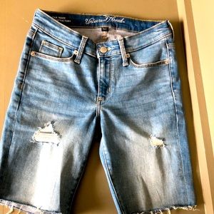 BERMUDA DENIM SHORT
